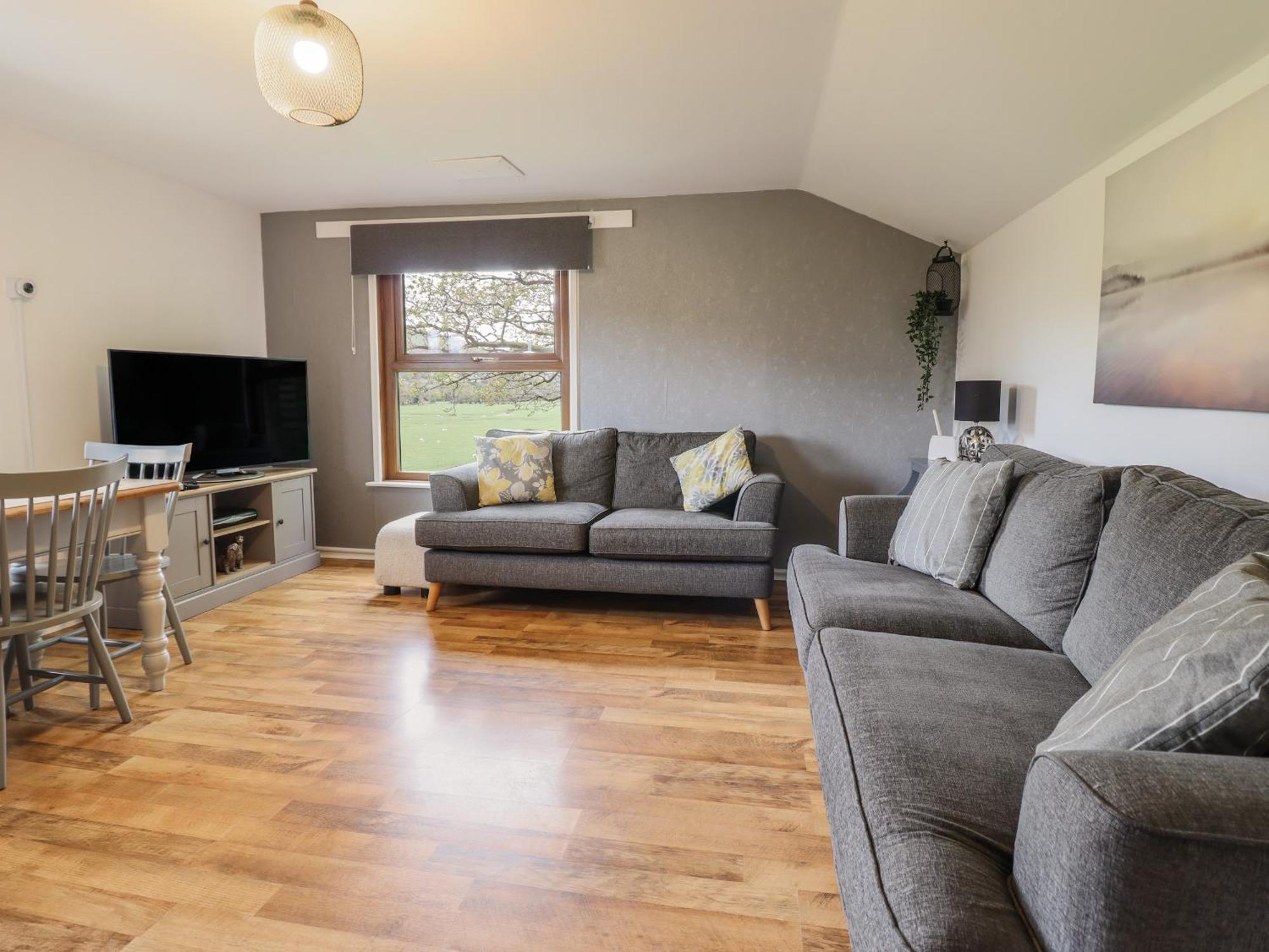 Pengeulan Villa Machynlleth Luaran gambar